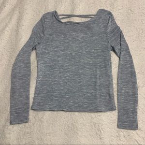 🌸 3/$15 Divided Light Blue Heather Open Detailed Back Long Sleeve Shirt Size M